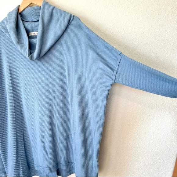 Free People Ribbed Cowl Neck Pale Blue Long Sleeve Lounge Cozy Top Small - Picture 6 of 9